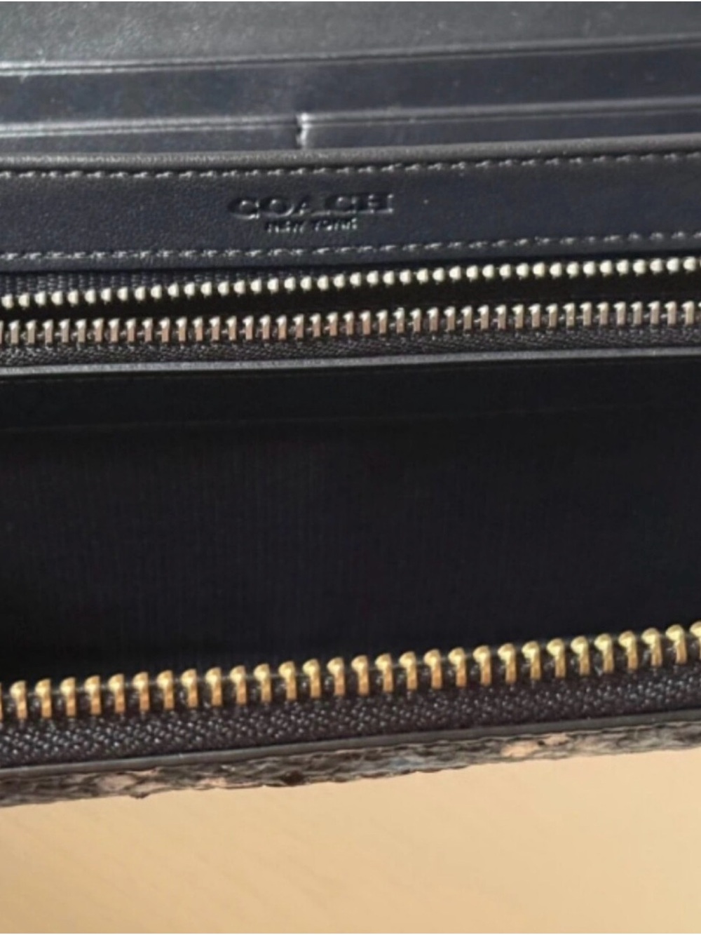 Coach Blue and Black Snake-Print Zip Around Wallet PRISTINE EUC! - Picture 4 of 6
